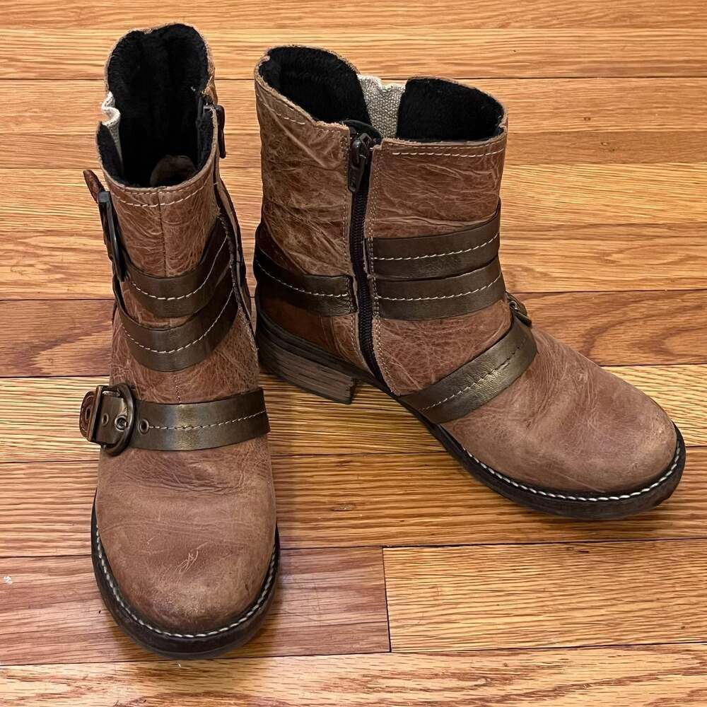 Dromedaris Kourtney Brown Leather Buckle Ankle Boots Size 36 Faux Fur Lining